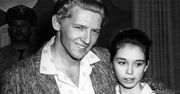 Poślubił 13-letnią kuzynkę. Jerry Lee Lewis wywołał tym skandal