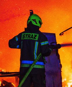 Tragiczny pożar w Szumowie. Nie żyją kobieta i dziecko