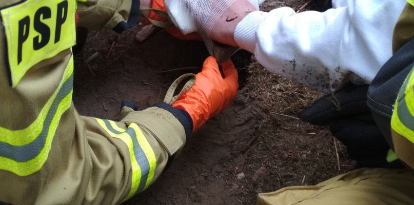 Nabił się na metalowy wkręt