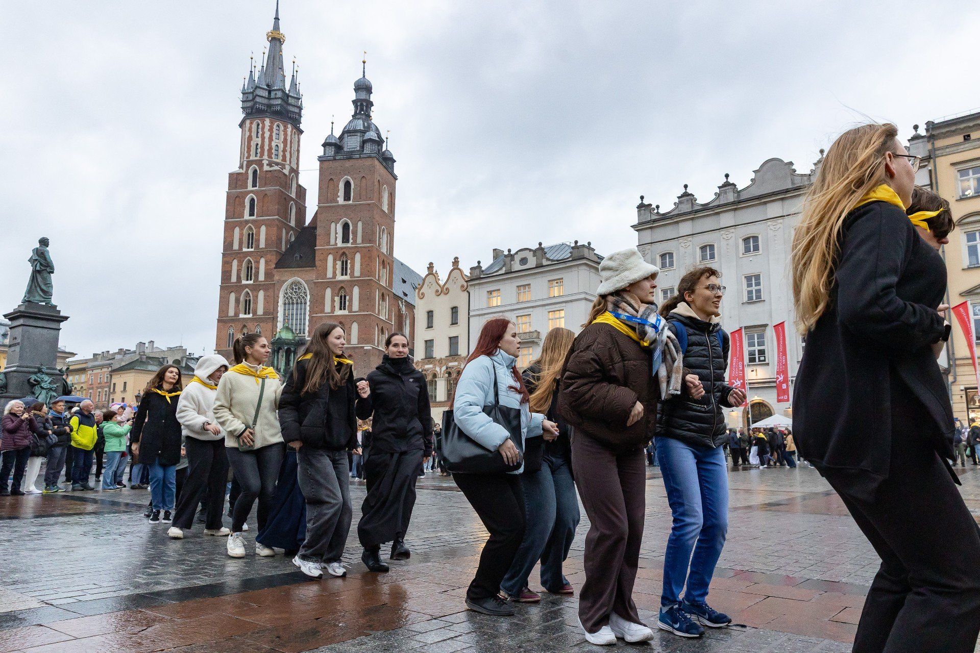 Belgijka na głównym placu Krakowa otwiera kolejny Dzień Papieski