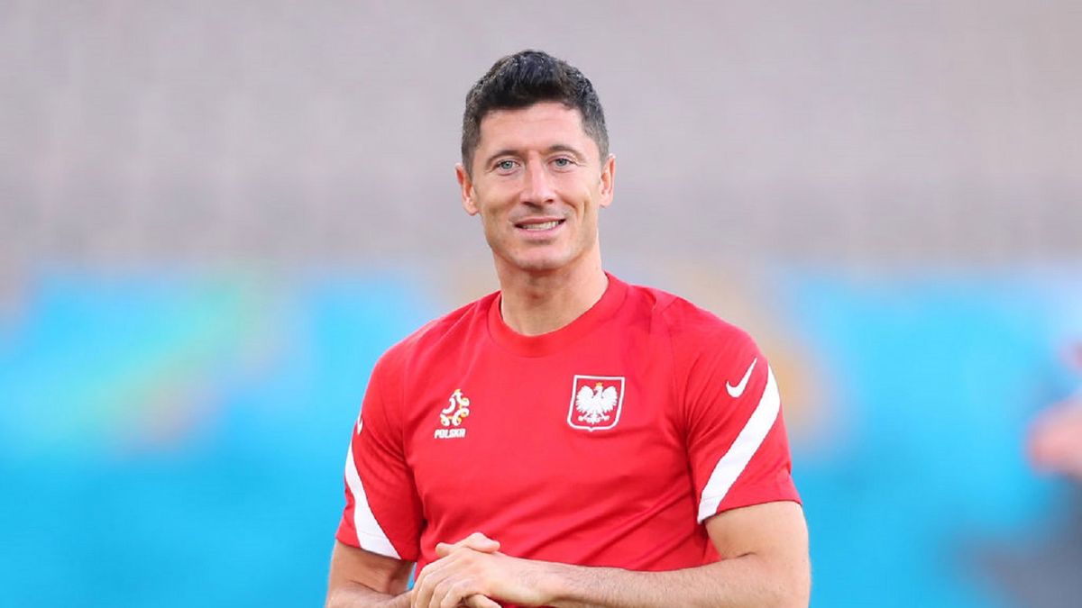 Zdjęcie okładkowe artykułu: Getty Images / Fran Santiago - UEFA / Na zdjęciu: Robert Lewandowski