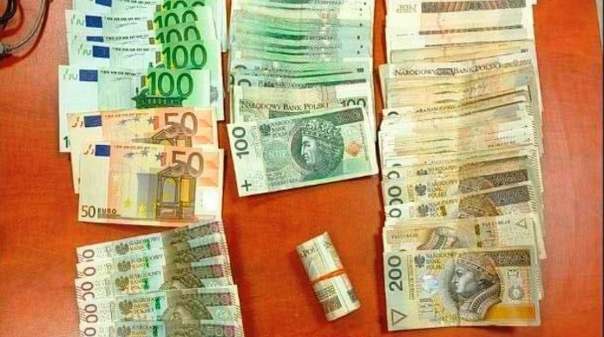 Warszawa: Oszczędności seniorów uratowane. Oszustka zatrzymana