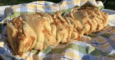 Lepszy niż bagietka czosnkowa. Zrobiłam do sałatki na wrześniowy piknik
