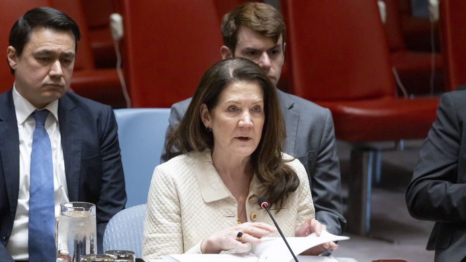 UN Security Council meeting called following Russian missile strike on Ukraine
epa12018235 US Ambassador to the United Nations, Dorothy Shea (C), addresses a UN Security Council meeting called following a recent missile strike by Russia on a residential area in Ukraine, at the United Nations headquarters in New York, New York, USA, 08 April 2025.  EPA/JUSTIN LANE 
Dostawca: PAP/EPA.
JUSTIN LANE
Ukraine, meeting, Security Council, UN