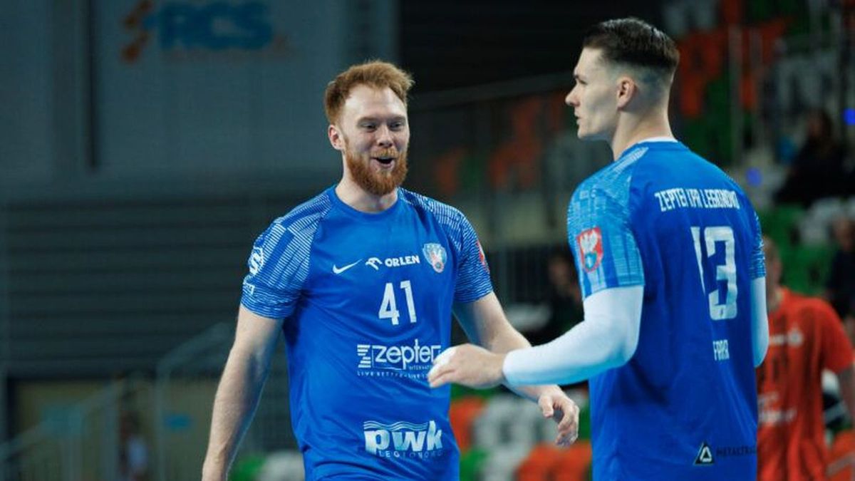 Materiały prasowe / Orlen Superliga / Na zdjęciu: Krystian Wołowiec i Filip Fąfara (Zepter KPR Legionowo)