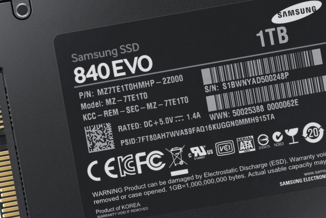 Samsung zaprezentował SSD o pojemności 3,2 TB. Seria EVO ma z kolei problemy