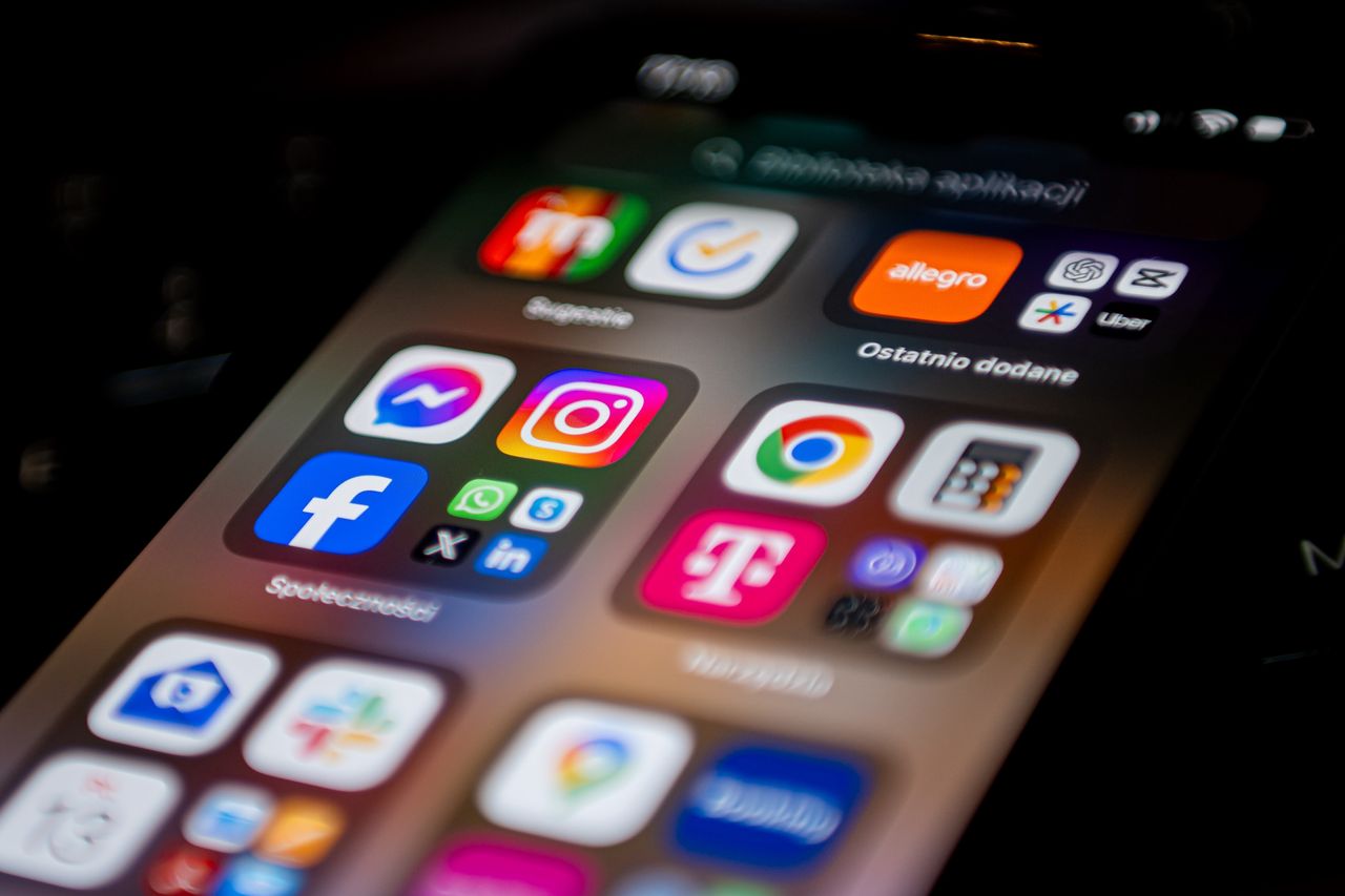 Protecting digital legacies: Navigating posthumous identity theft