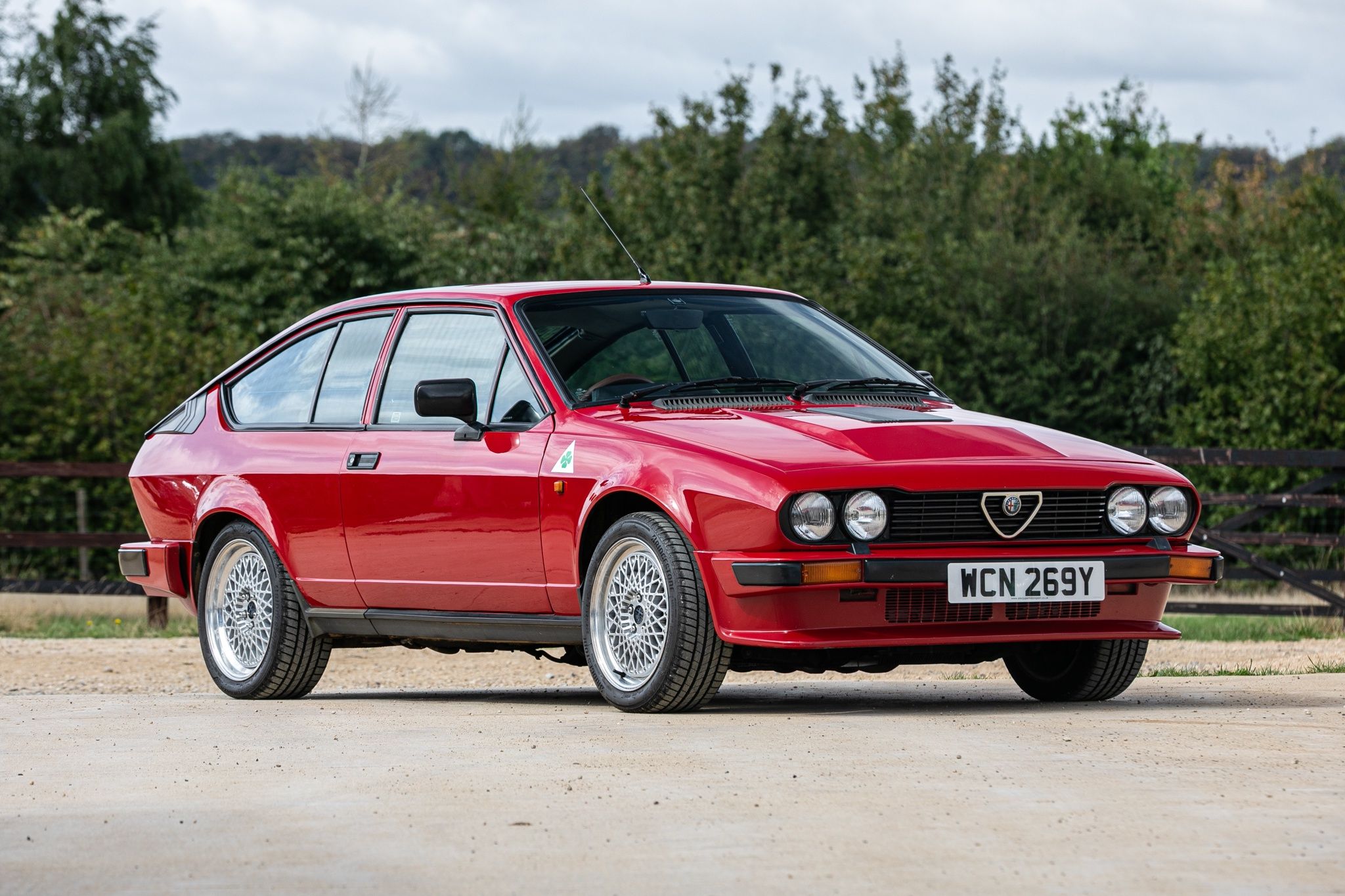 Alfa Romeo GTV