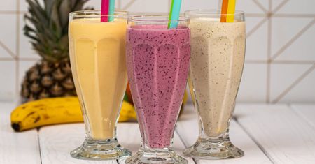 Kolorowe smoothie w 3 kombinacjach