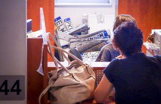 Znika karta pojazdu, nowy samochód zarejestruje za nas dealer. Zmiany od przyszłego roku