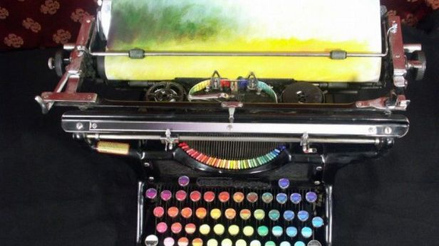Chromatic Typewriter - maluj obrazy maszyną do pisania 1