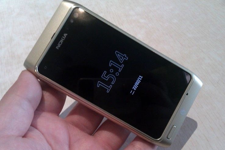 Nokia T7-00 (fot. GSMArena)