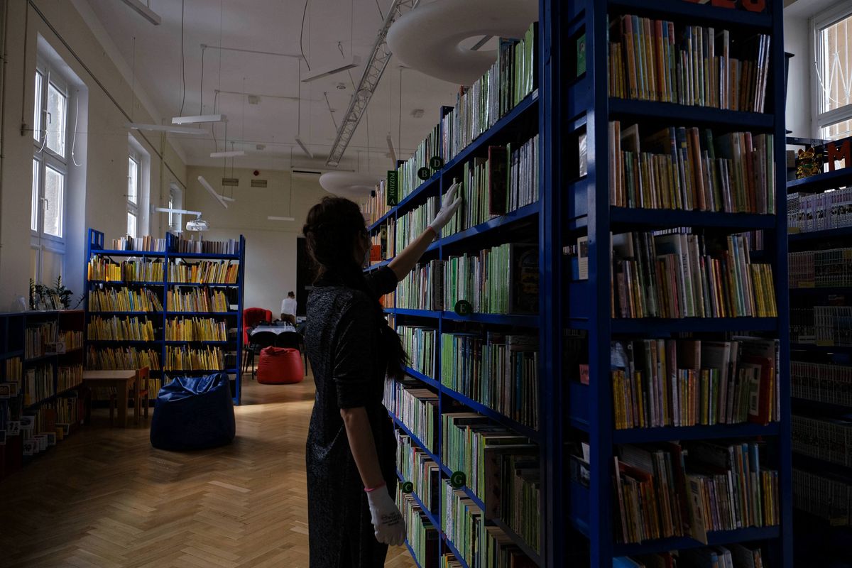 Warszawa. Biblioteka będzie zamknięta z powodu narastającej epidemii [zdj. ilustracyjne]