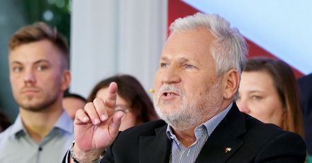Kwaśniewski ocenił rząd Tuska. "Z różnych powodów idzie opornie"