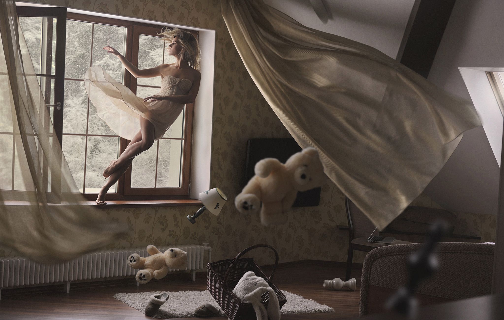 Ravshaniya – artystka, która poderwała przedmioty do lotu 15