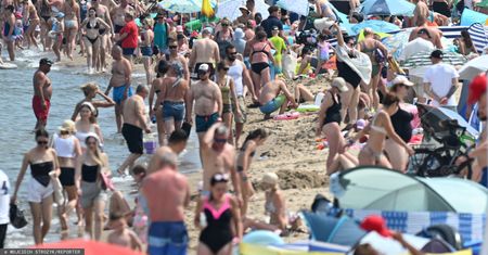 Masło za 24 zł, jagodzianka za 29 zł. Ceny w "polskim Palm Beach"