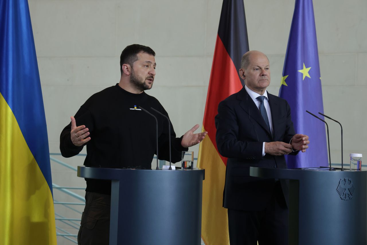 The German government is increasing the budget to support Ukraine.