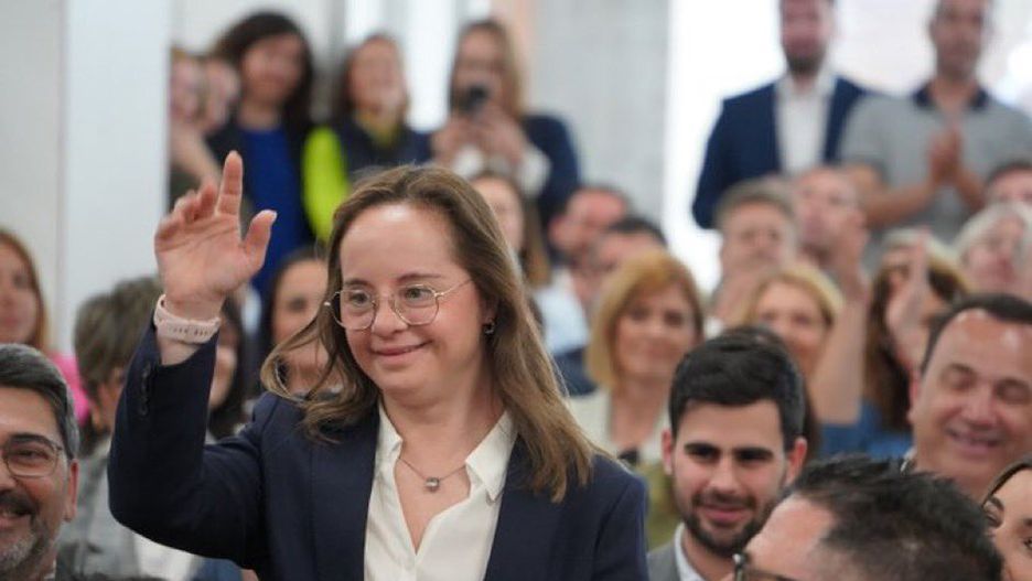 Mar Galcerán została pierwszą posłanką z Zespołem Downa
