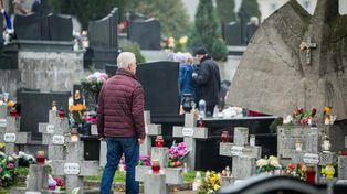 Wszystkich Świętych i Halloween. Zupełnie inne spojrzenie na przemijanie. Tak w Polsce obchodzi się 1 listopada
