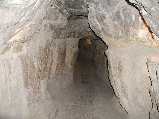 Zagadka pewnego tunelu. Wciąż nie wiadomo, skąd się wziął
