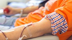 Co dzieje się z nadwyżkami oddanej krwi? Kontrowersje wokół polskiego krwiodawstwa