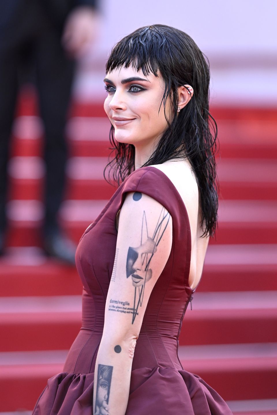 Cara Delevingne zaskakuje metamorfozą w Cannes