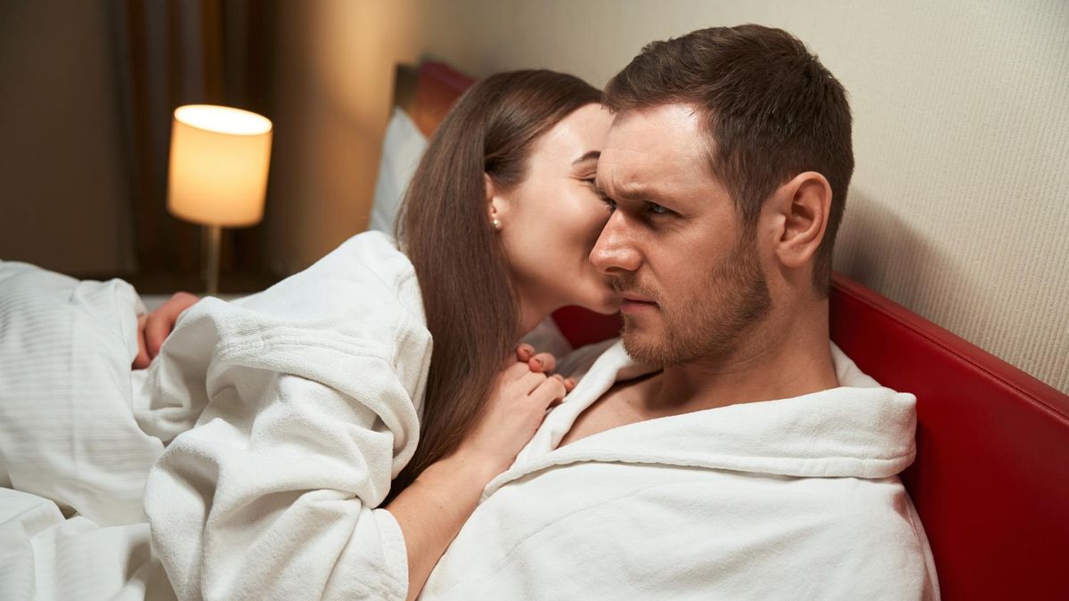 "Dirty talk" to nie tylko sprośne fazy. Pamiętaj, by wyznaczać granice