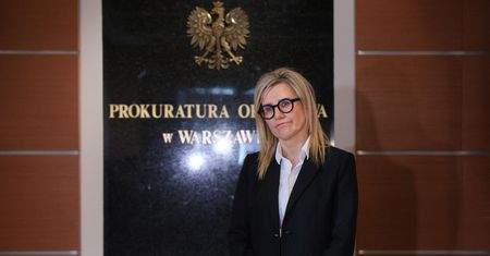 Przesłuchanie w sprawie "dwóch wież" bez pełnomocnika. Adwokaci zabierają głos
