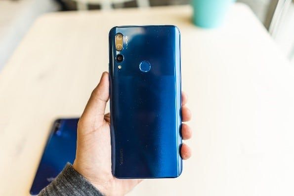 Huawei Y9 Prime 2019 również z wysuwanym aparatem [#wSkrócie] 3