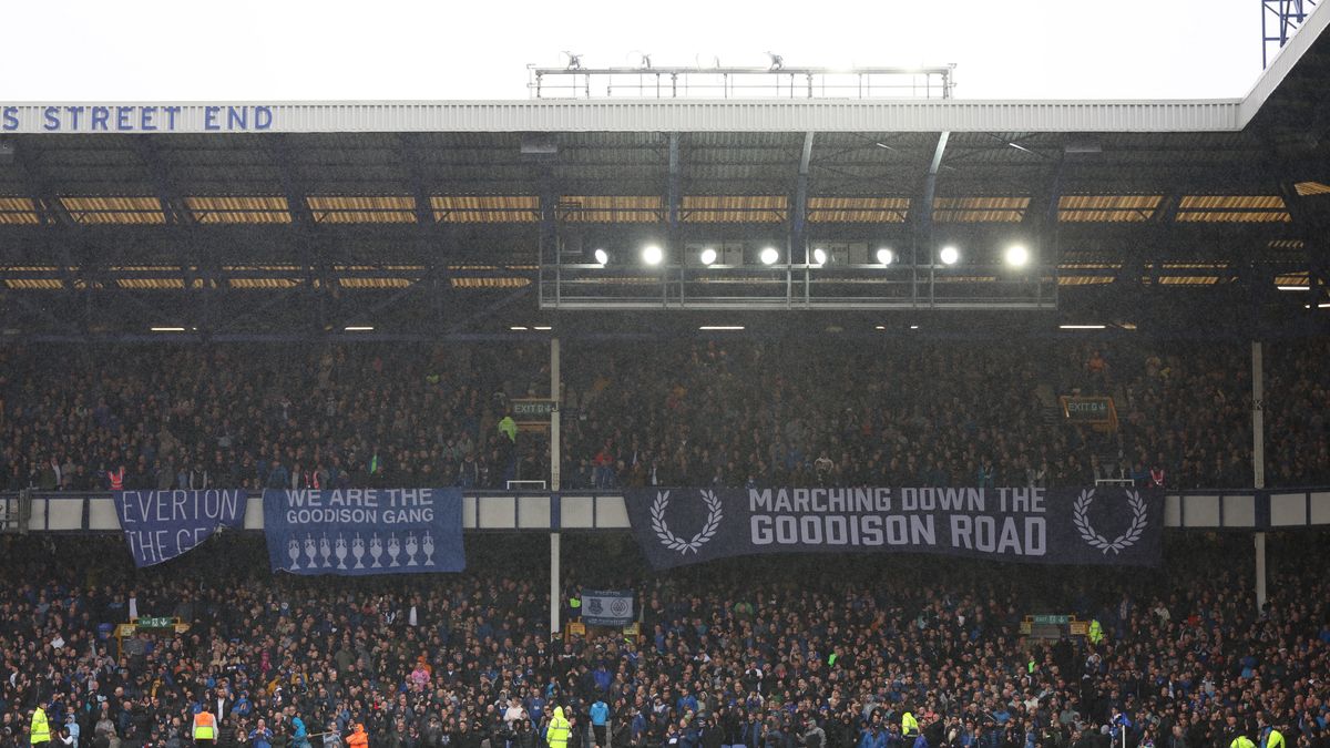 Getty Images / George Wood / Na zdjęciu: kibice Evertonu