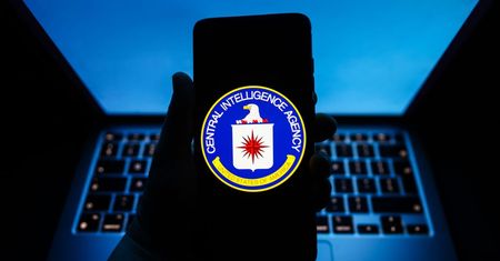 Zwabiał kobiety do mieszkania i wykorzystywał. Agent CIA skazany