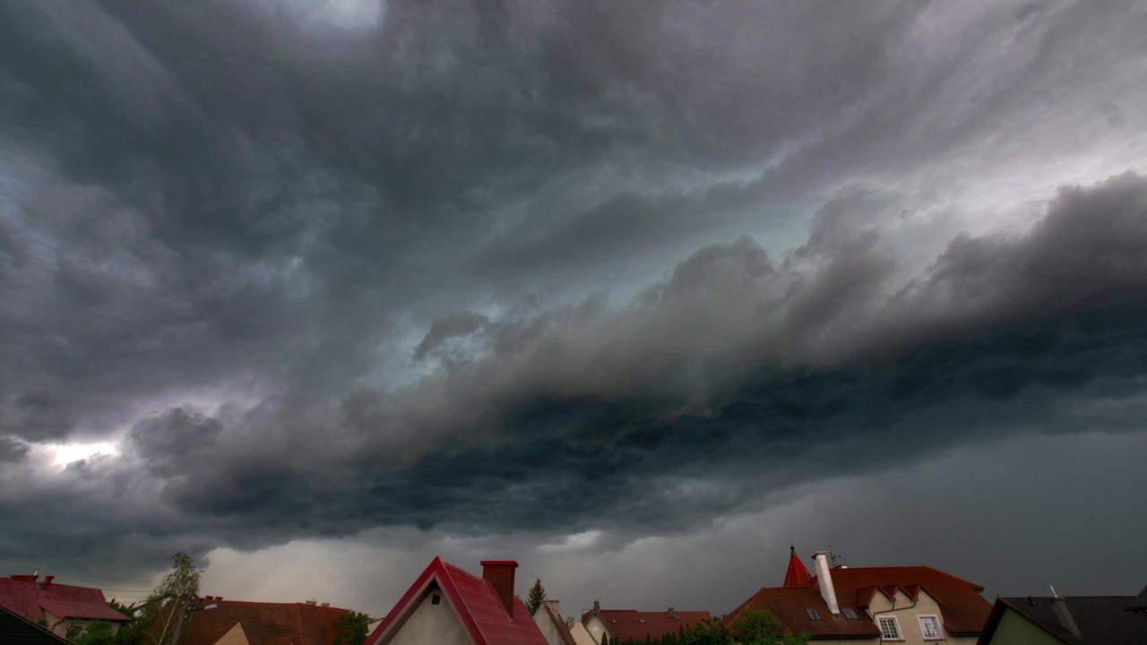 Uwaga na niebezpieczną pogodę