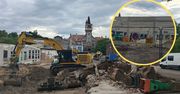 Nowy sklep Kaufland w Sosnowcu. Prace w miejscu dawnej przędzalni nabrały rozpędu! Czy dyskont powstanie szybciej? Zobacz ZDJĘCIA z budowy