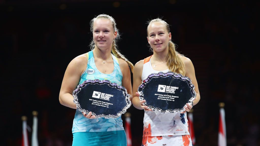 Getty Images / Clive Brunskill / Na zdjęciu: Kiki Bertens i Johanna Larsson to finalistki Mistrzostw WTA 2017