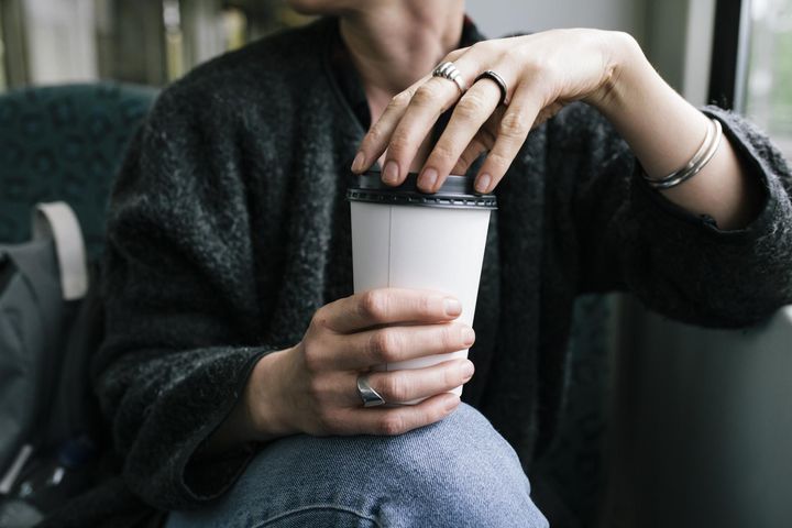 Picie dwóch-trzech filiżanek kawy dziennie, zmniejsza ryzyko wystąpienia ostrej niewydolności nerek
