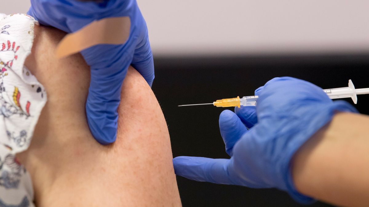 Szczepienia przeciwko COVID-19