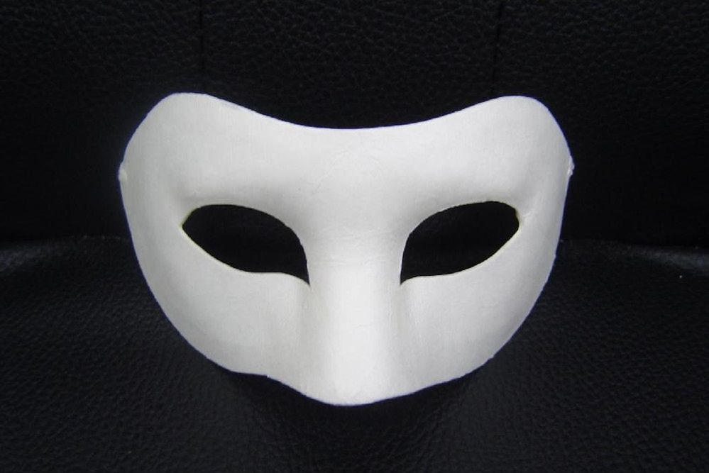 Maska nową twarzą szpiegowskiego oprogramowania – wśród ofiar instytucje i wielkie firmy