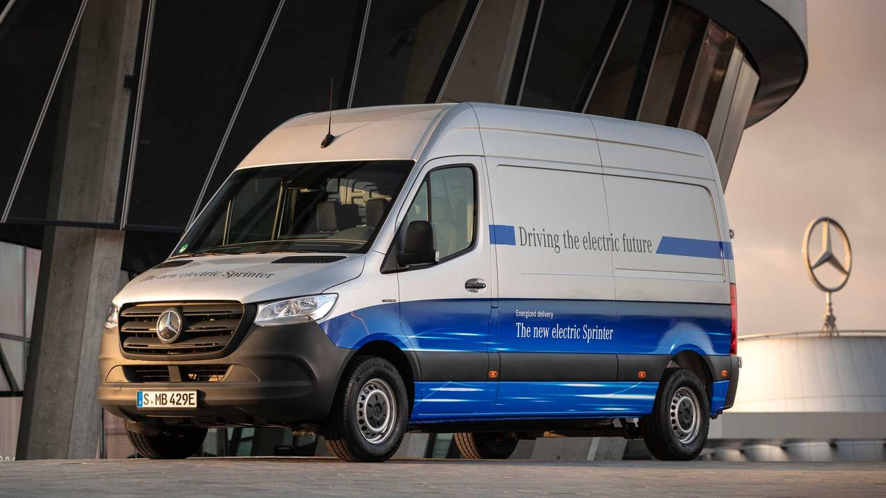 Mercedes eSprinter uzupełnia ofertę elektrycznych dostawczaków