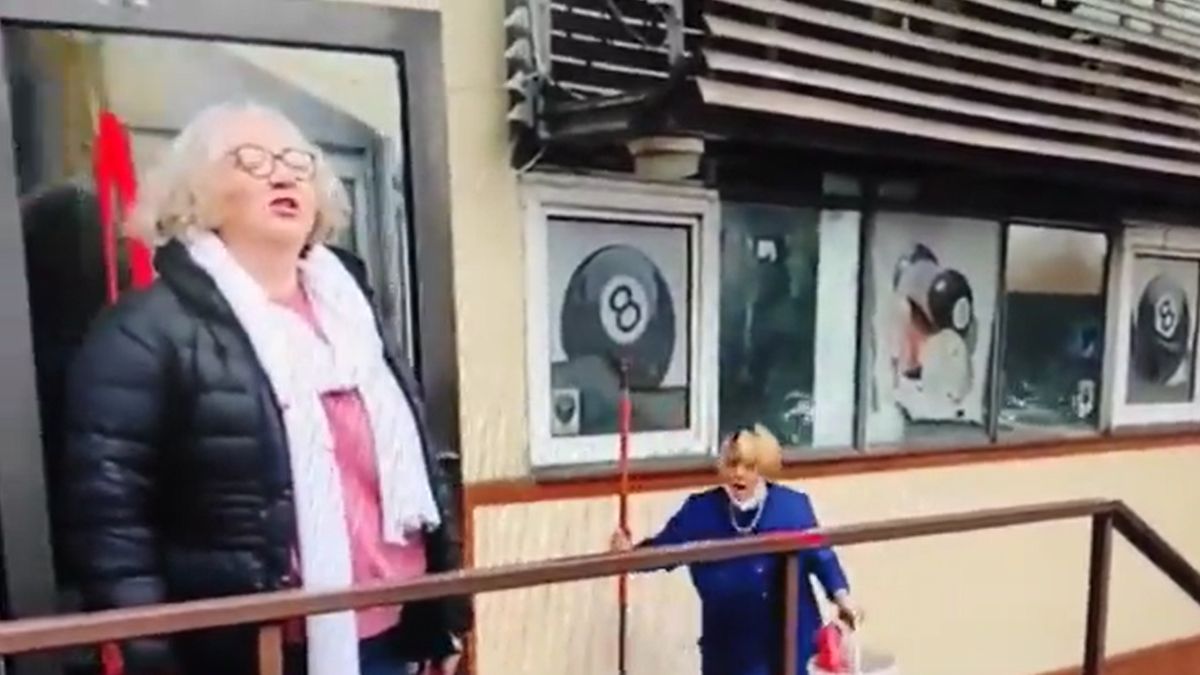 Sprzątaczka siedziby PiS dostała nagrodę 