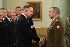 "Wyłamali się z hierarchii". Byli wojskowi o nowych dowódcach