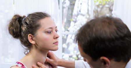 Choroby autoimmunologiczne: czym są, objawy i leczenie
