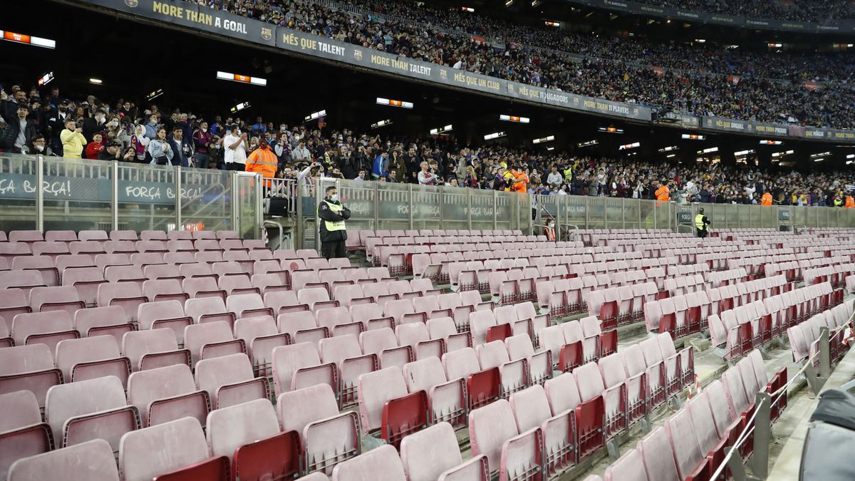 pusty sektor na stadionie FC Barcelona