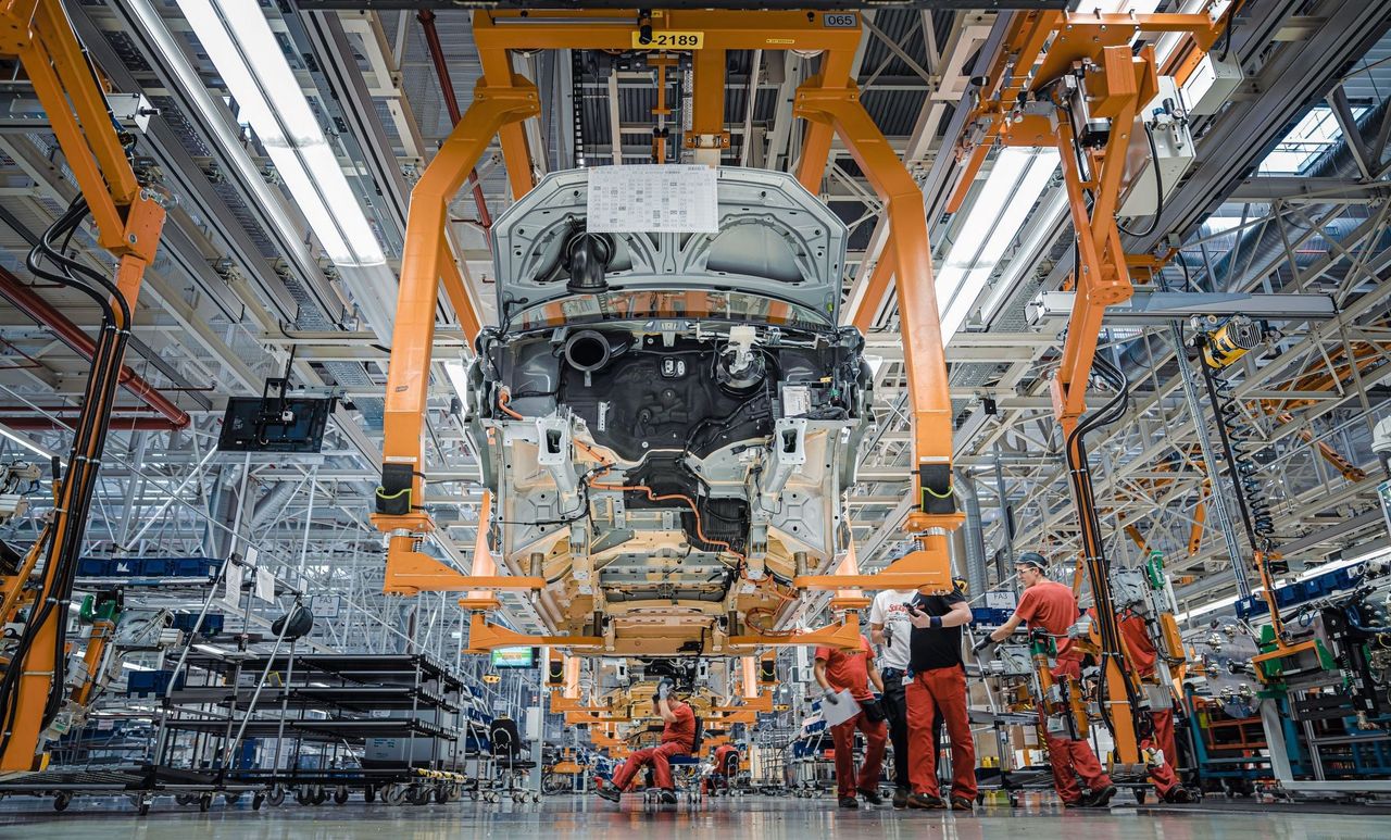 Możesz zwiedzić fabrykę Volkswagena. Wszystko za darmo