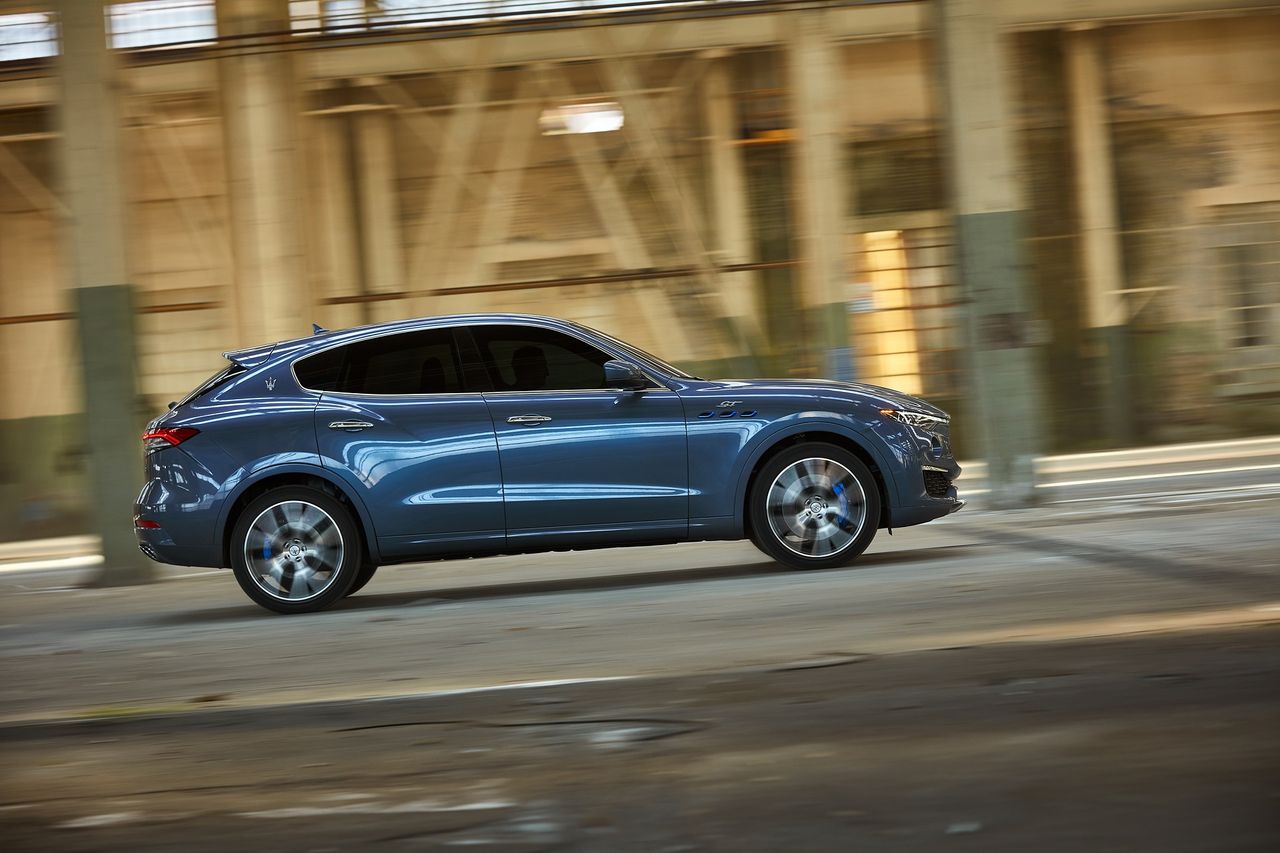 Maserati Levante Hybrid (2021)