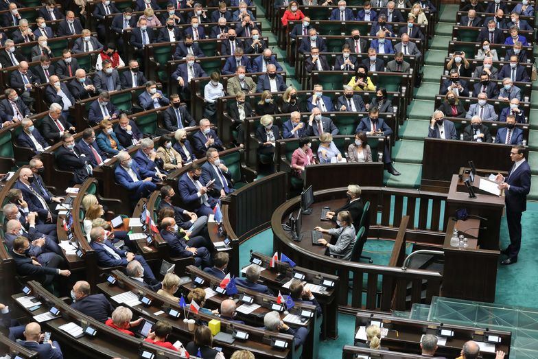 Sejm zdecydował w sprawie pomocy samorządom. Posłowie przyjęli część poprawek Senatu