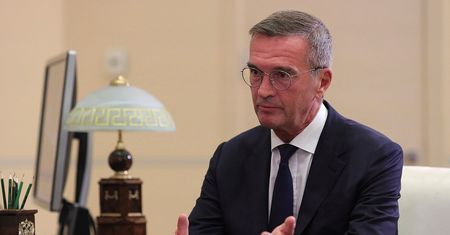Produkuje broń dla Rosji. Czesi uderzyli w jego czuły punkt