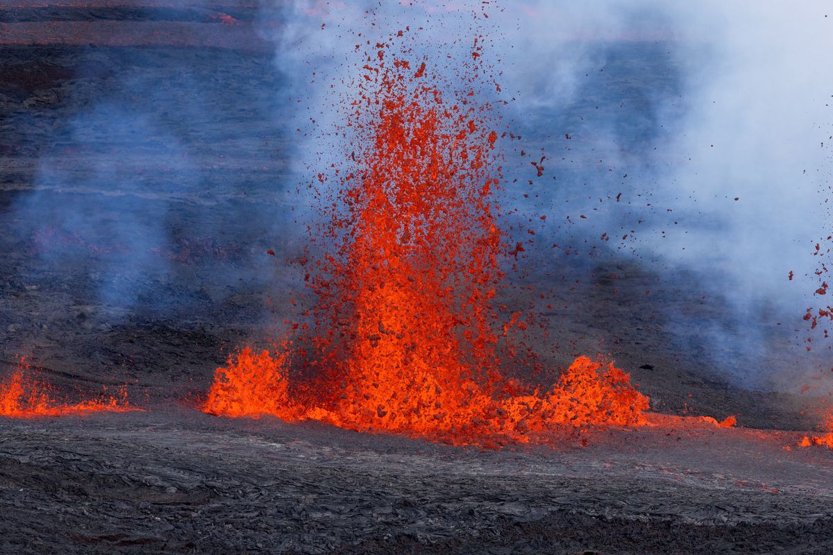 Wybuchł największy wulkan świata. Pierwsze zdjęcia