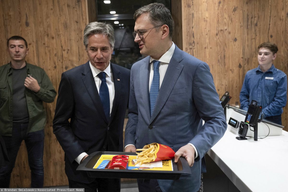 Szef dyplomacji USA w Kijowie. Odwiedził McDonald's z Dmytro Kułebą