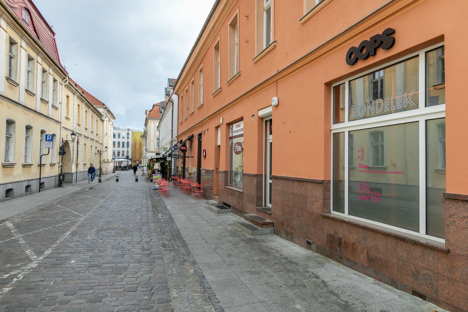 Dawni klienci czasem jeszcze pytają o &#34;Rondelek&#34;.