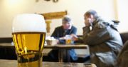 Co dzieje się w czeskim schronisku przed 10 rano? "Jacyś bardziej wyluzowani są"